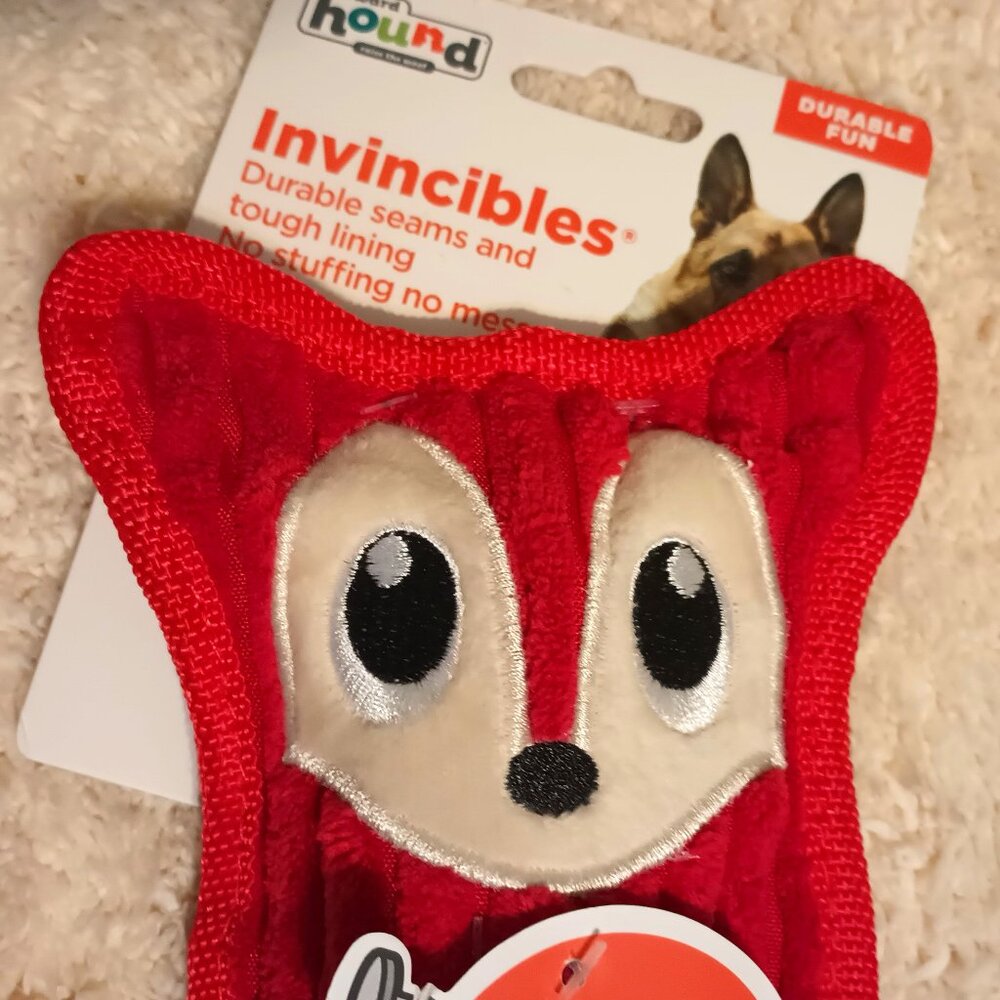 NWT~ 2 Outward Hound Invincibles Stuffing-Free Squeaky Interactive Dog Toys - Picture 2 of 10